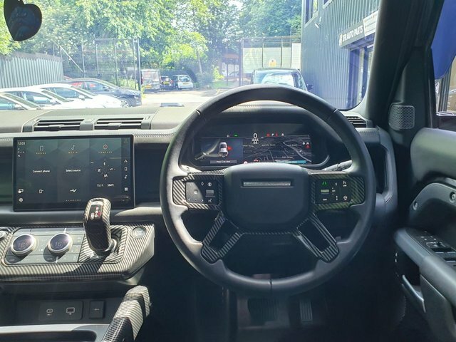 Land Rover Defender 110 3.0 D250 X-dynamic Hse 110 Silver #46