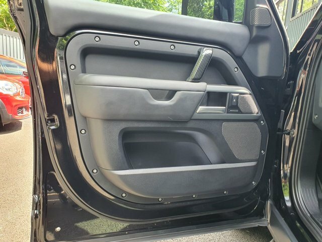 Land Rover Defender 110 3.0 D250 X-dynamic Hse 110 Silver #42