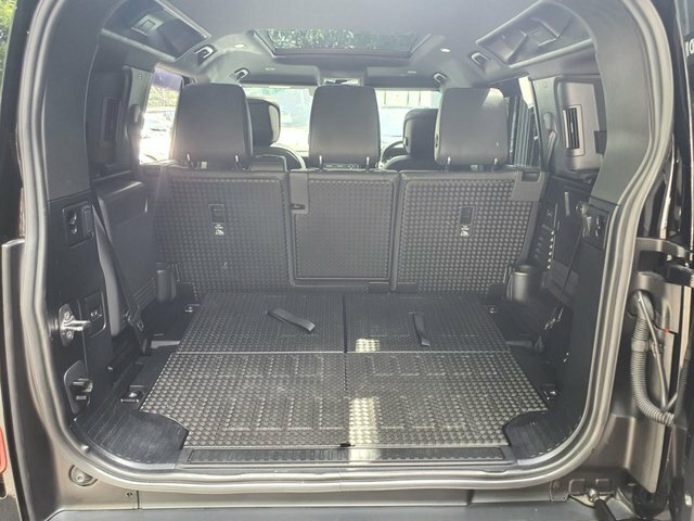 Land Rover Defender 110 3.0 D250 X-dynamic Hse 110 Silver #37