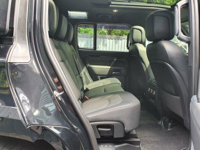 Land Rover Defender 110 3.0 D250 X-dynamic Hse 110 Silver #31