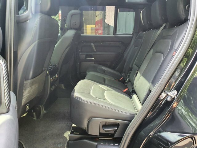 Land Rover Defender 110 3.0 D250 X-dynamic Hse 110 Silver #39