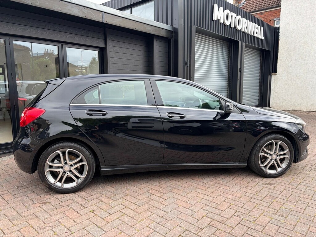 Mercedes-Benz A Class 1.6 Sport 7G-dct Euro 6 Ss Black #4