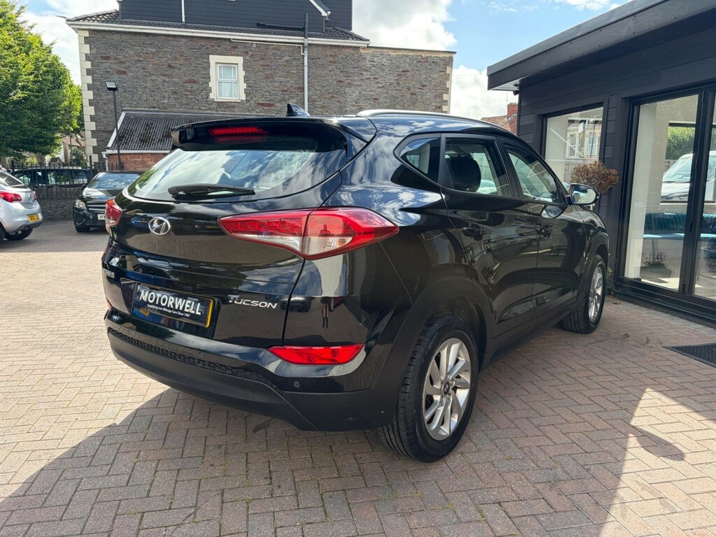 Hyundai Tucson 1.6 Gdi Blue Drive Se Nav Euro 6 Ss Black #5