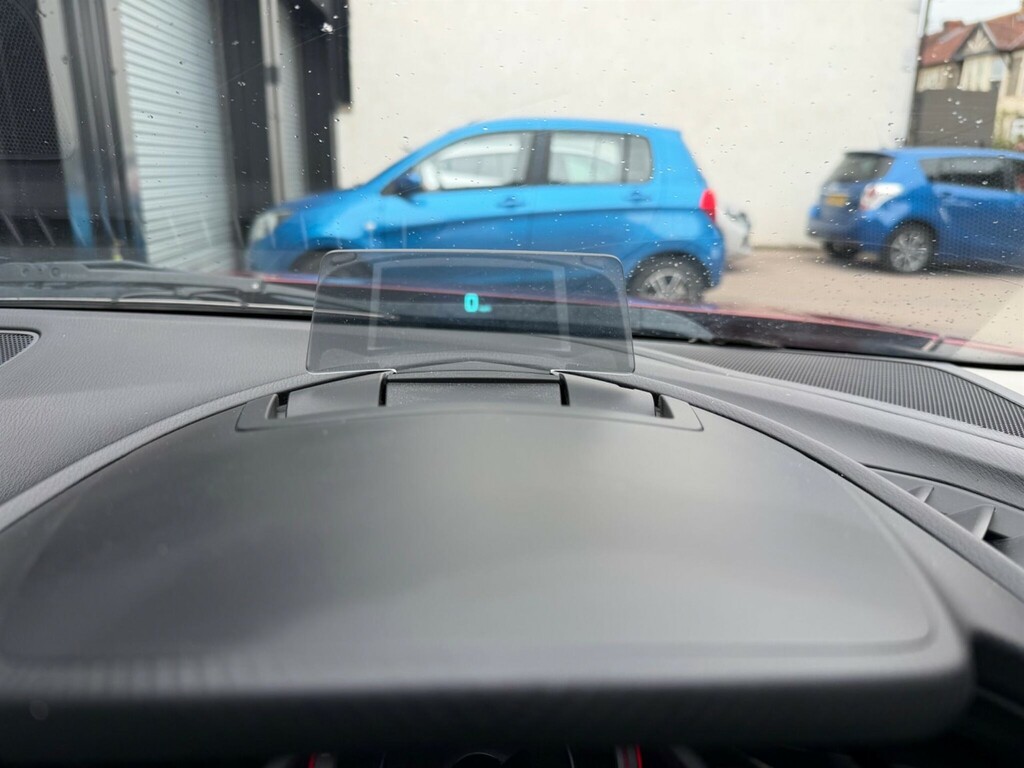 Mazda 3 2.0 Sport Nav Red #10