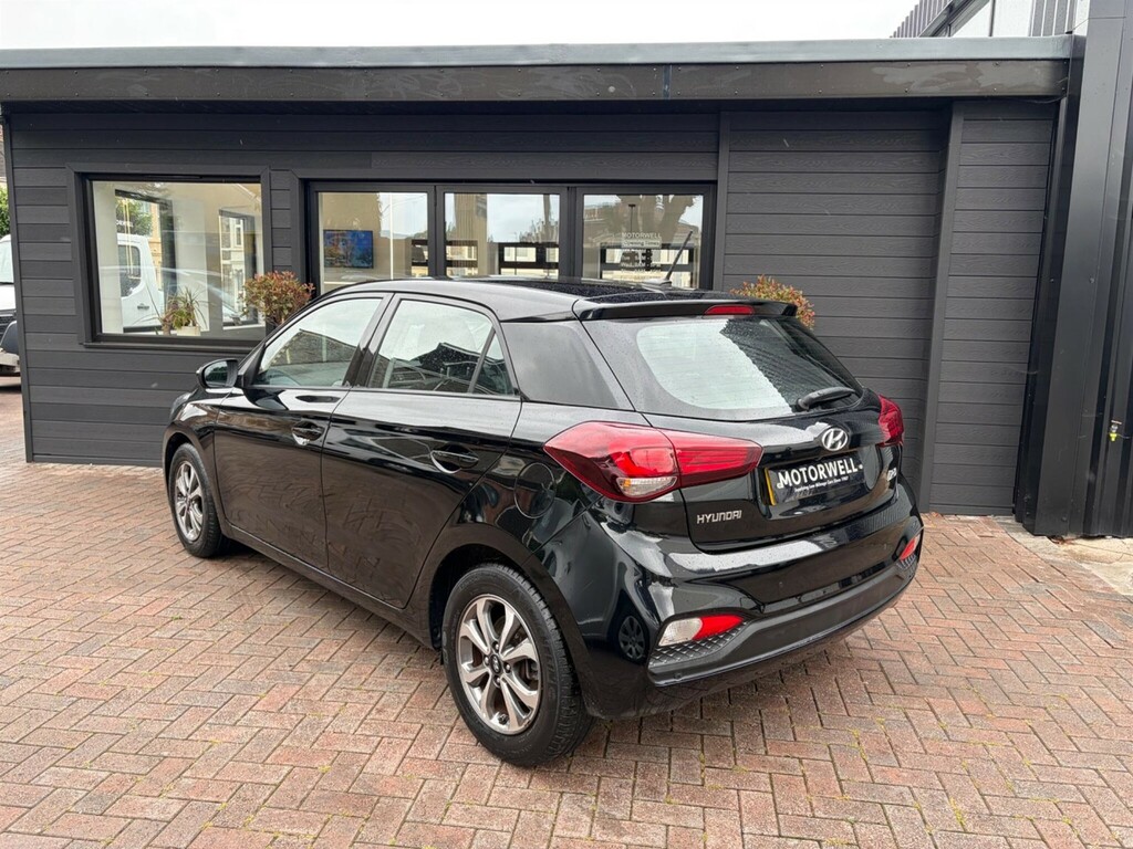Hyundai I20 Hatchback Black #6