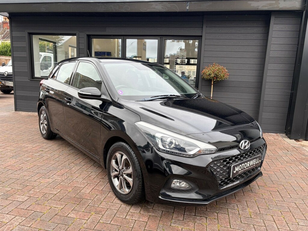 Hyundai I20 Hatchback Black #2