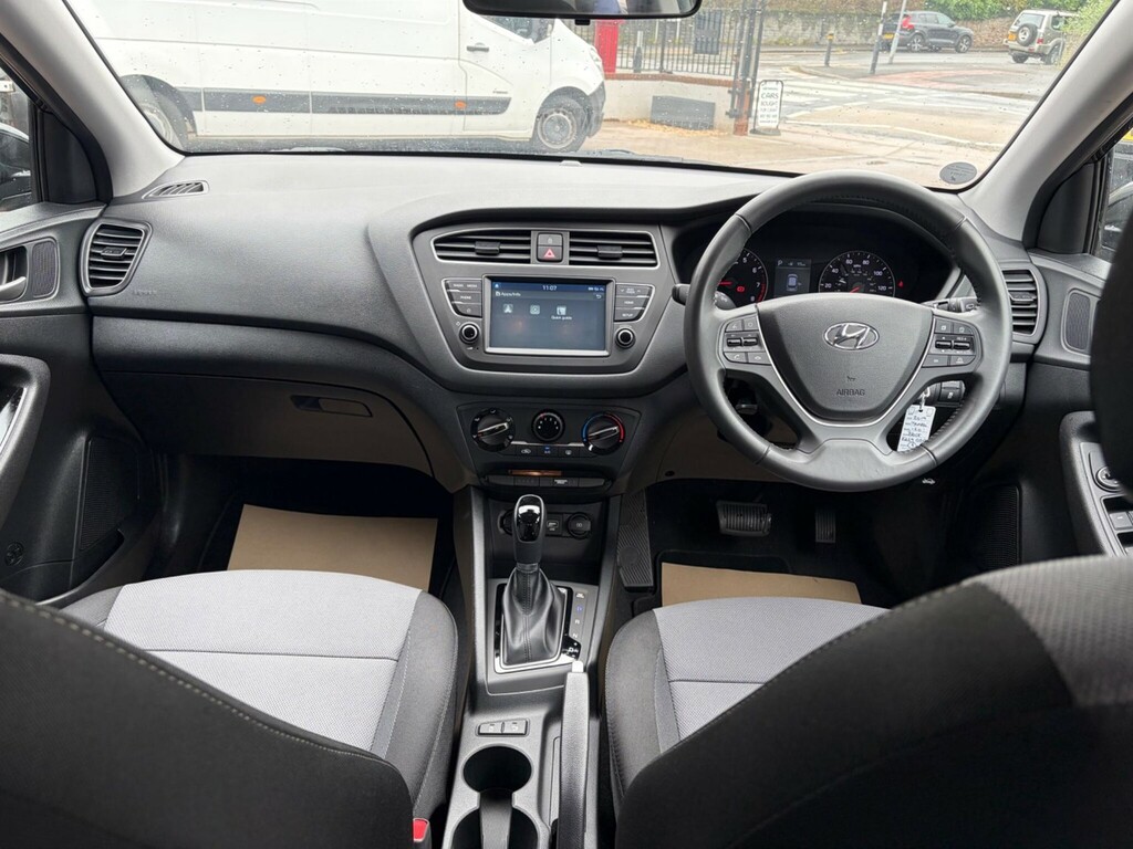 Hyundai I20 1.0 T-gdi Se White #10