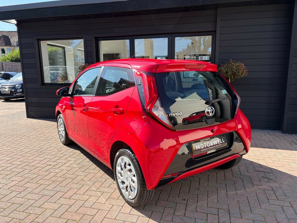 Toyota Aygo Hatchback Red #7