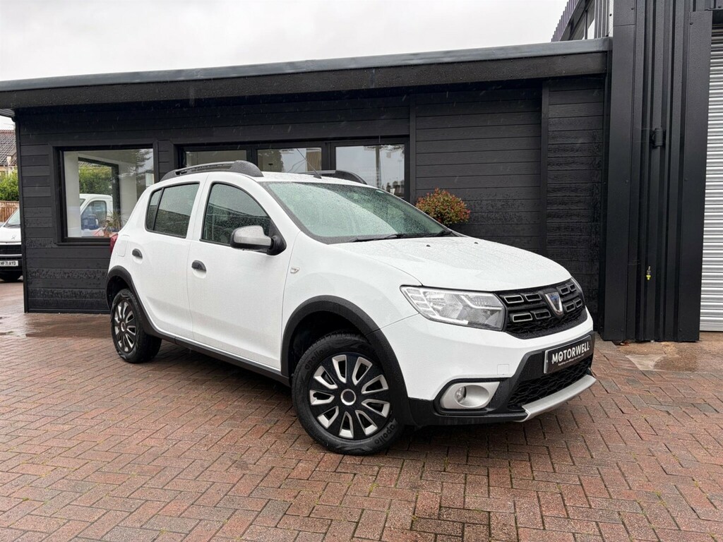 Dacia Sandero Stepway 0.9 Tce Essential Euro 6 Ss White