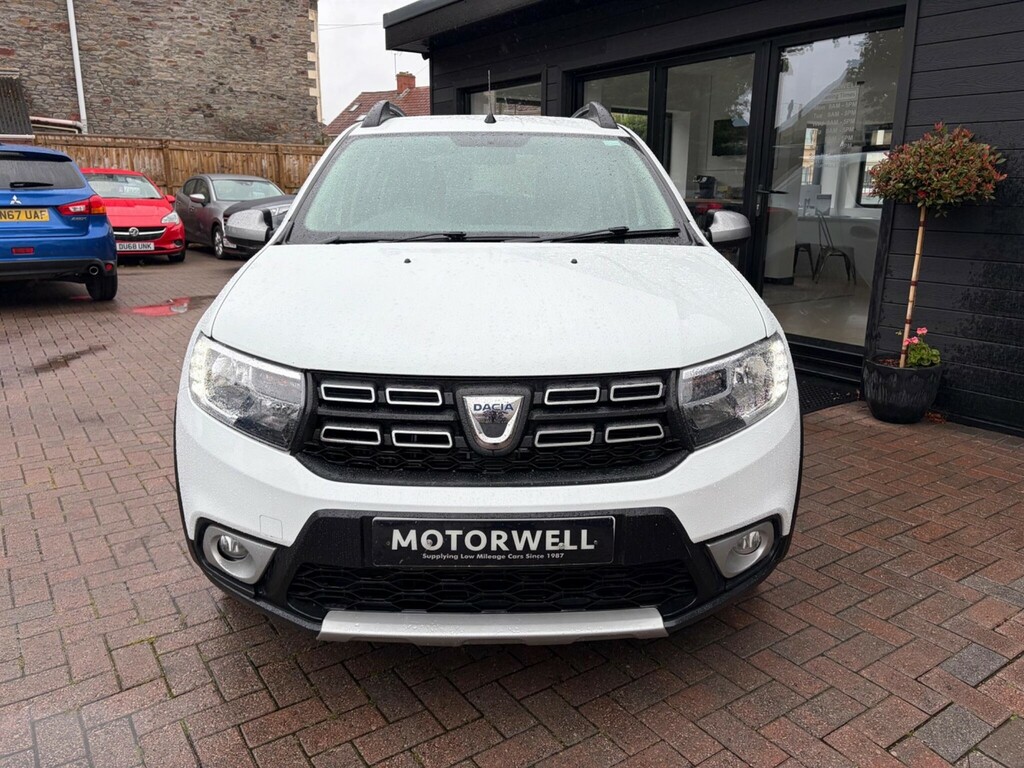 Dacia Sandero Stepway 0.9 Tce Essential Euro 6 Ss White #2