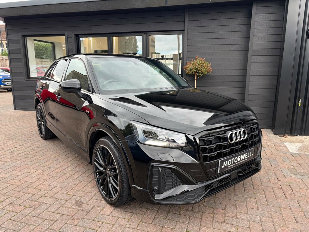 Audi Q2 1.0 Tfsi 30 Black Edition Euro 6 Ss Black #3