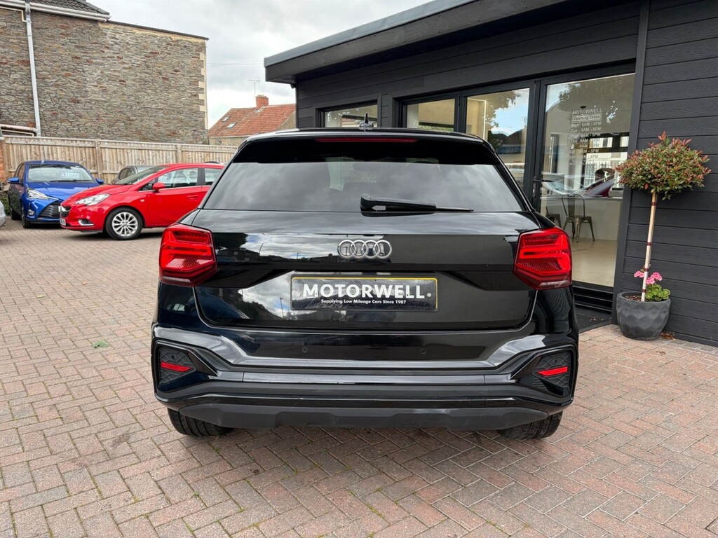 Audi Q2 1.0 Tfsi 30 Black Edition Euro 6 Ss Black #6
