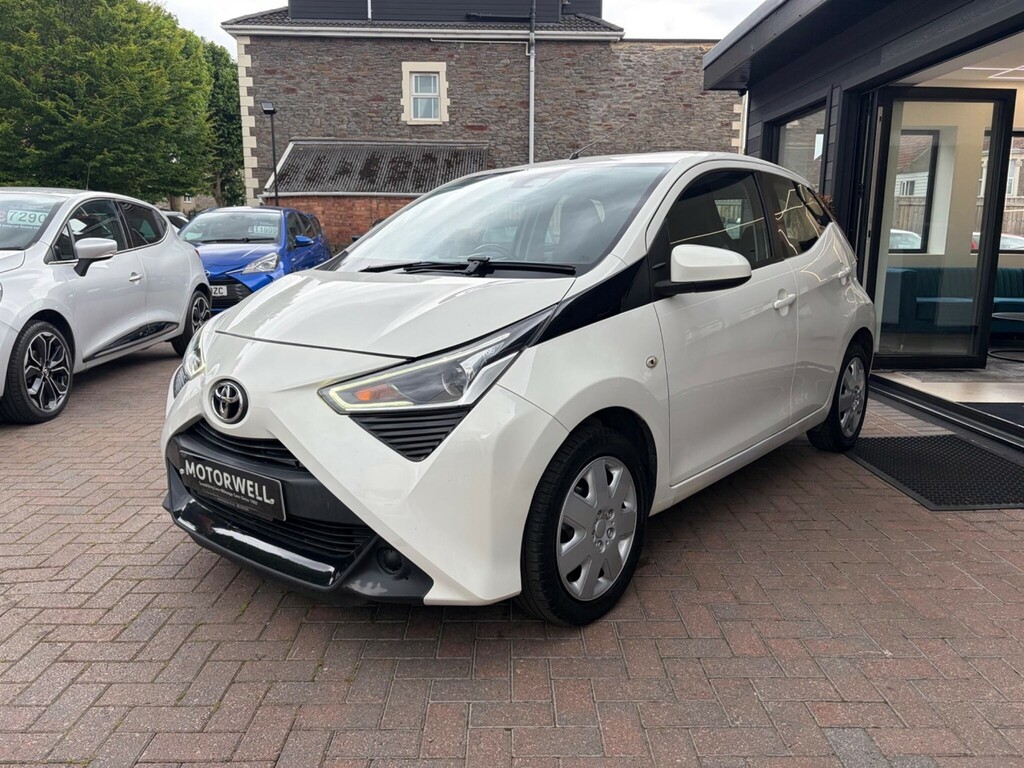 Toyota Aygo Silver #8