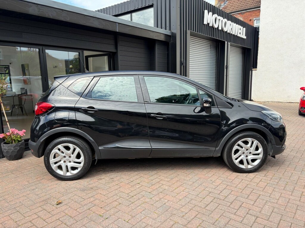 Renault Captur Suv Black #4