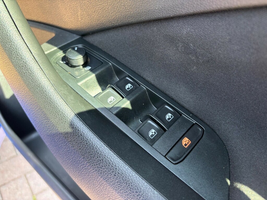 Skoda Kamiq Tsi Se Blue #24