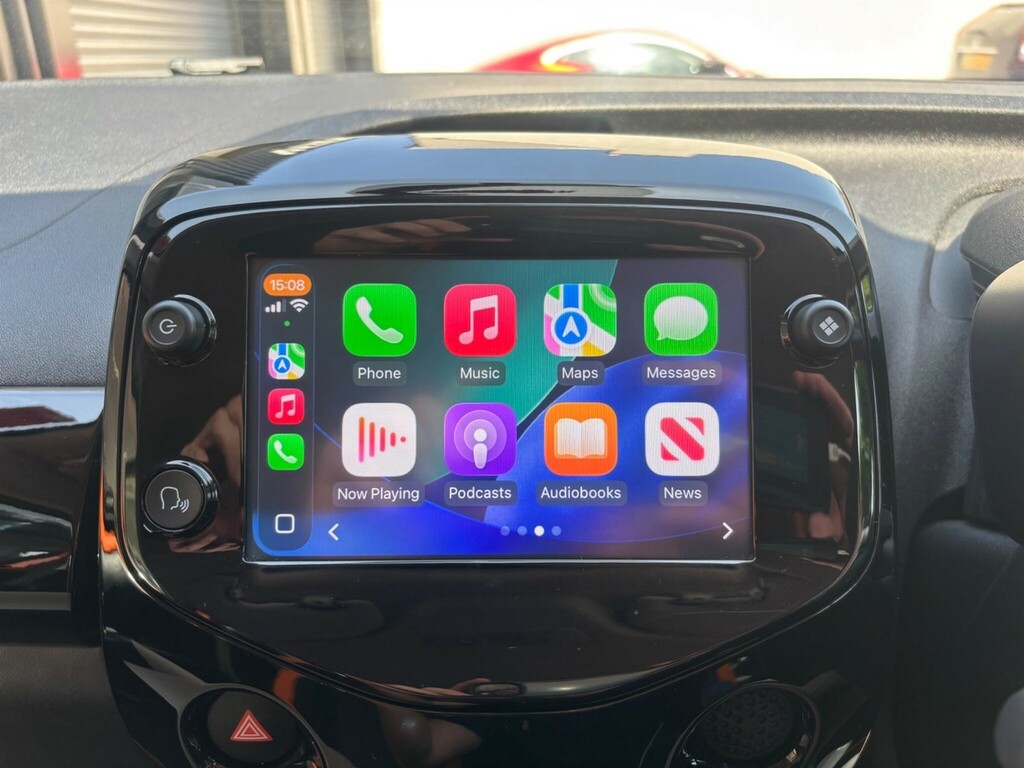 Toyota Aygo X-play Black #13