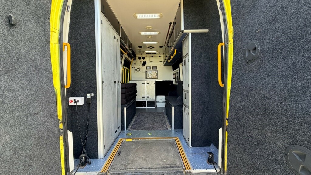 Fiat Ducato Motorhome Camper Conversion Ambulance Race Van Adv Yellow #3