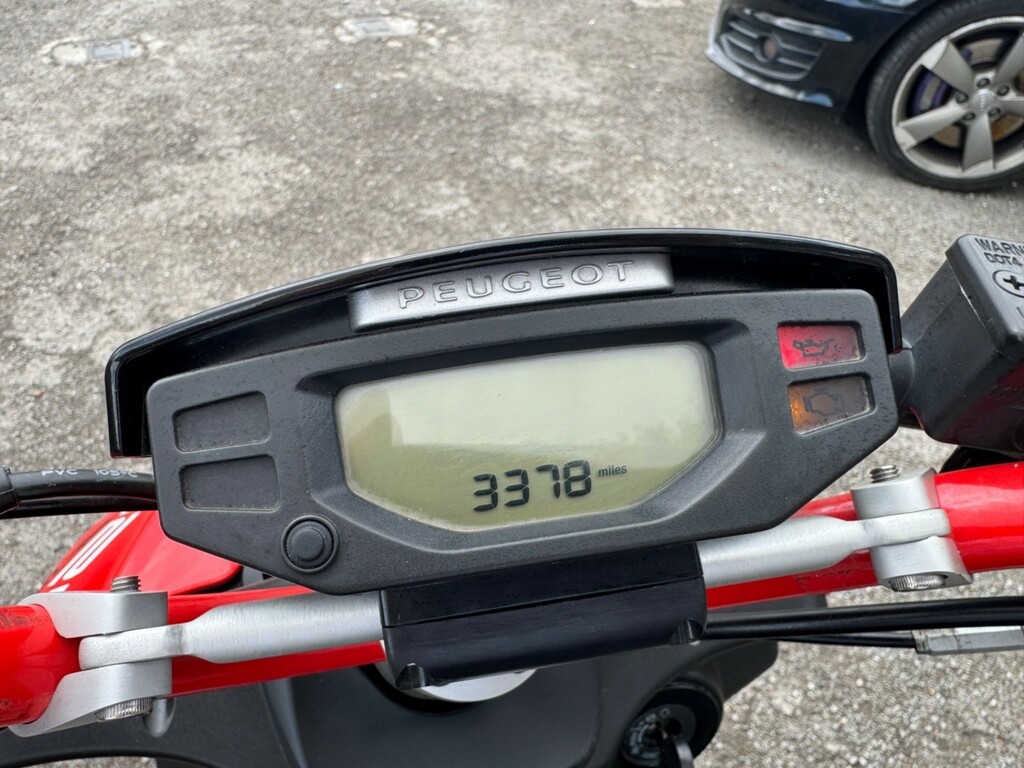 Peugeot  125 125 Gt Cvt Euro 5 Black #7