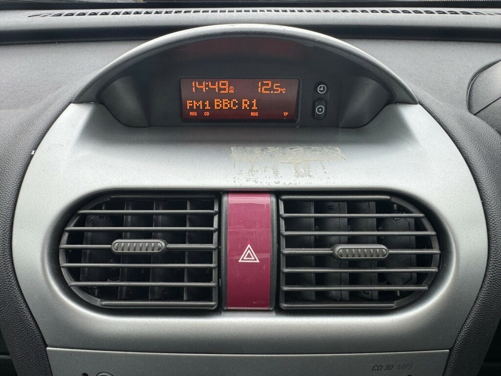 Vauxhall Tigra Exclusiv Silver #12