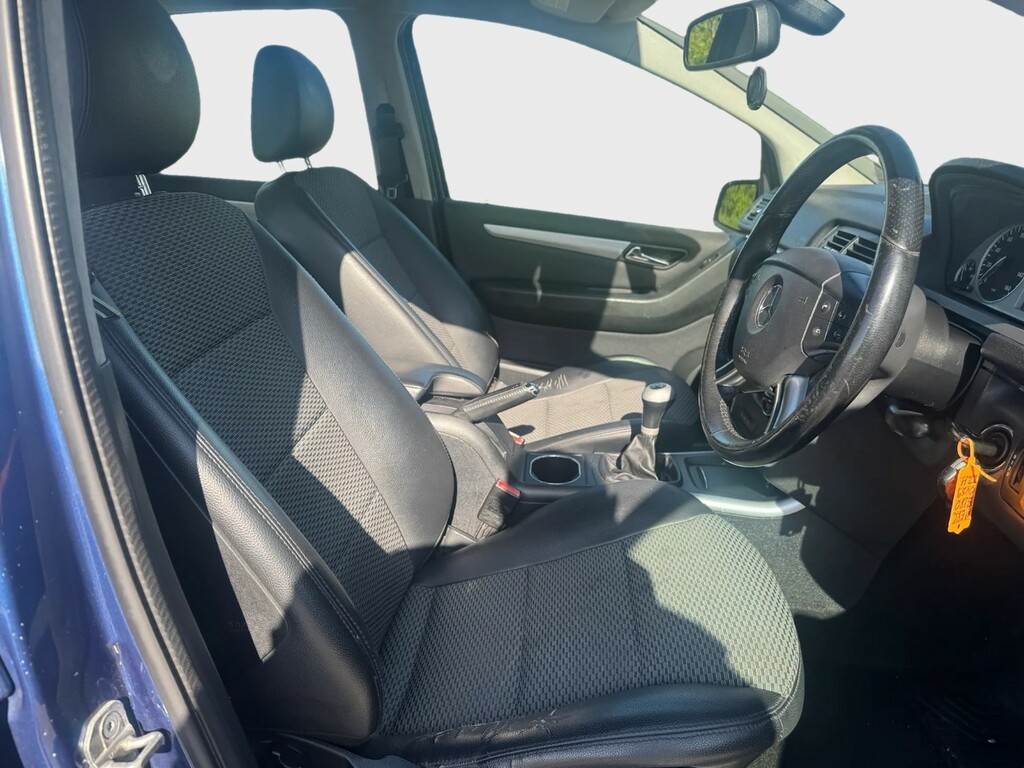 Mercedes-Benz B Class B150 Blueefficiency Se Blue #25