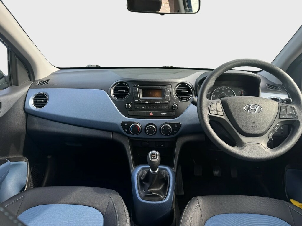Hyundai I10 White #19