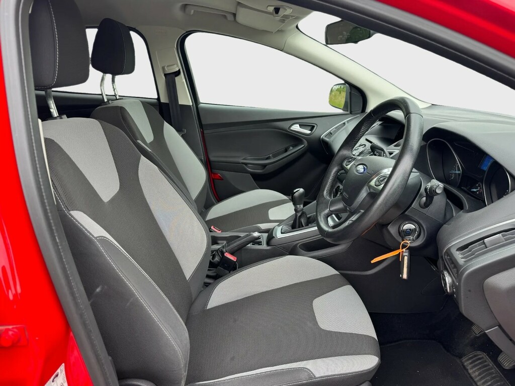 Ford Focus 1.6 Zetec Tdci 113 Bhp Blue #18