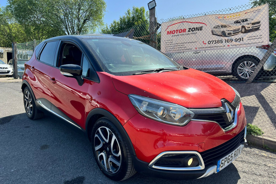 Renault Captur Diesel Red