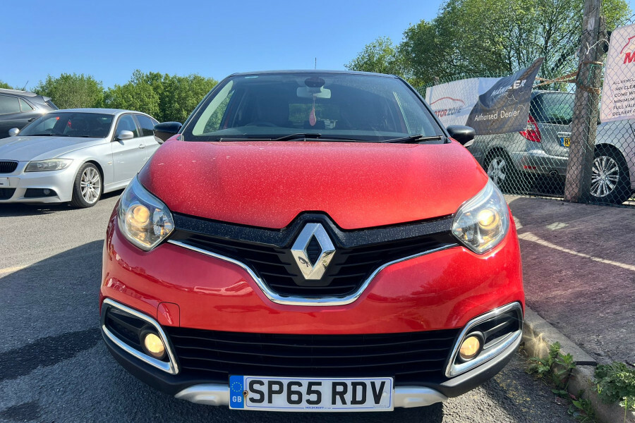 Renault Captur Diesel SP65RDV Red #2