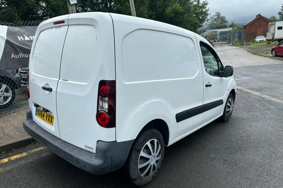 Peugeot Partner Diesel White #3