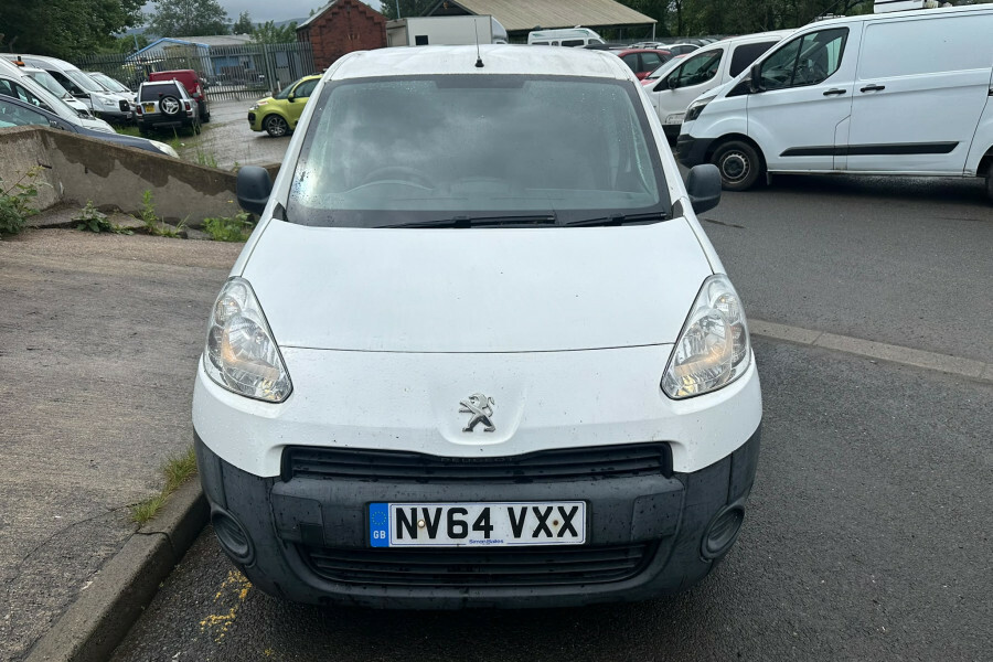 Peugeot Partner Diesel White #6