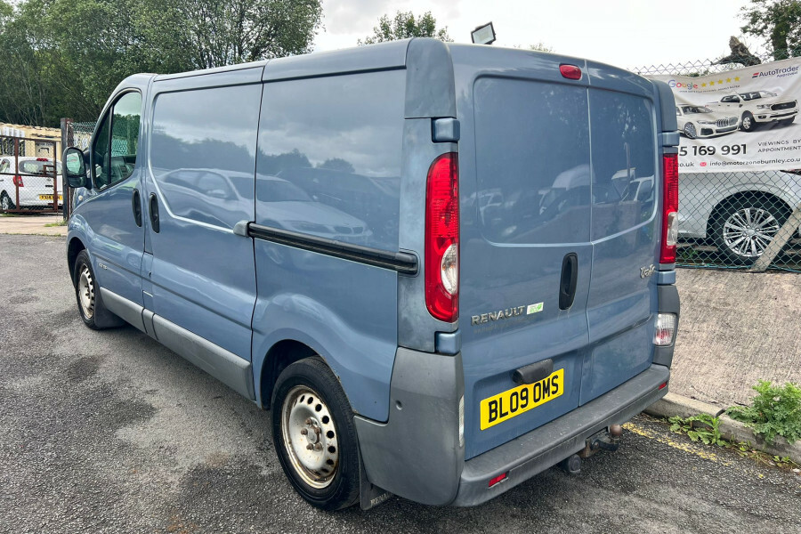 Renault Trafic Diesel Blue #5