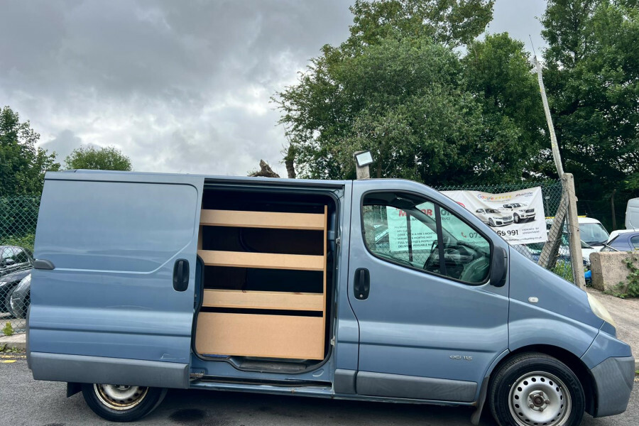 Renault Trafic  Black #9