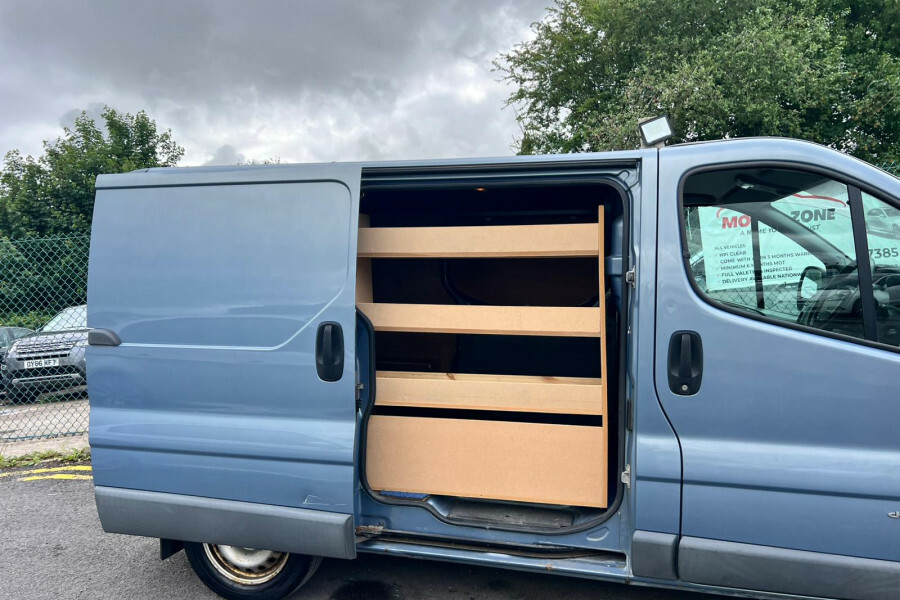 Renault Trafic  Black #12