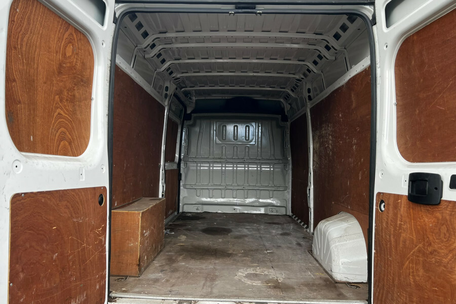 Peugeot Boxer Panel Van White #11