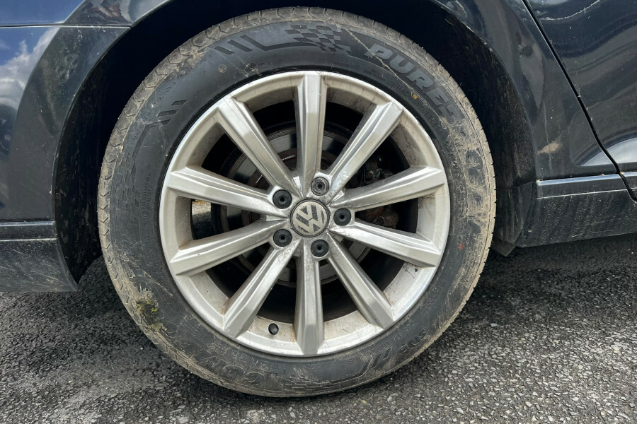 Volkswagen Passat 2017 17 2.0 Silver #10