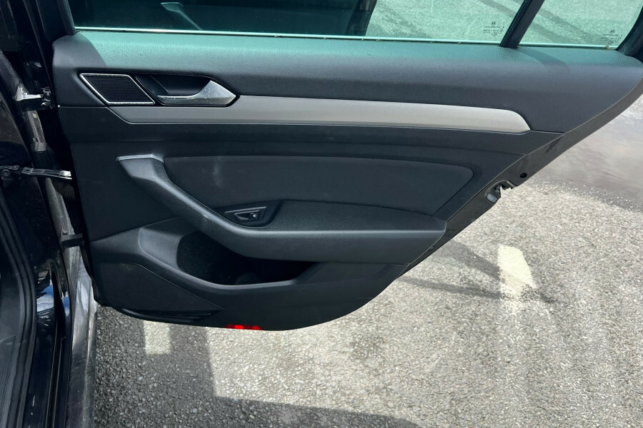 Volkswagen Passat 2017 17 2.0 Silver #15