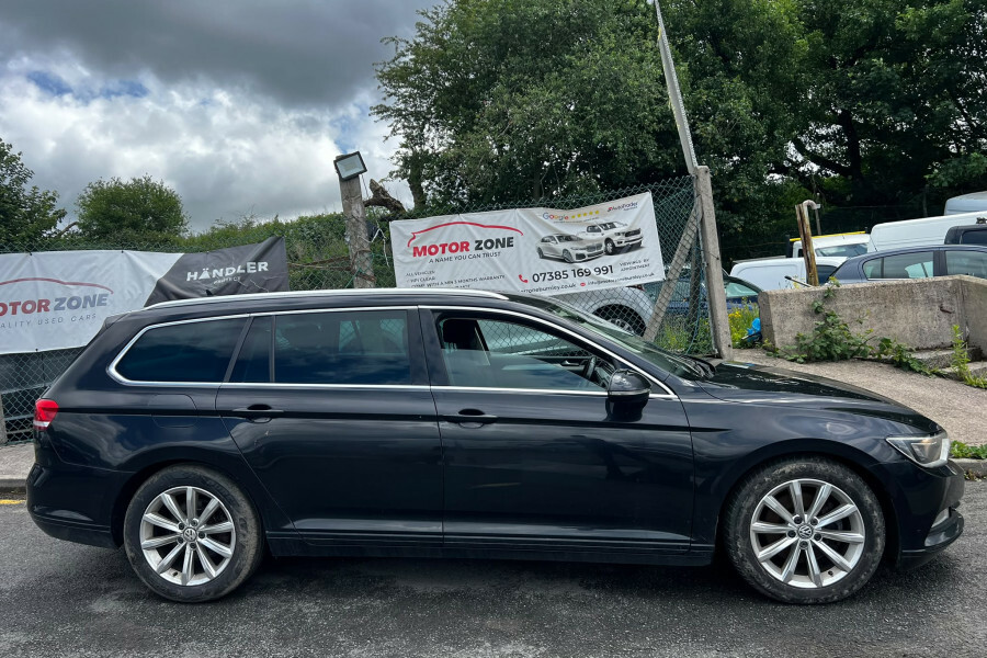 Volkswagen Passat Diesel Black #4