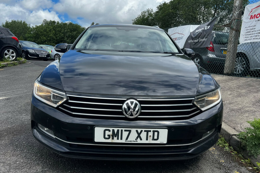 Volkswagen Passat Diesel Black #2