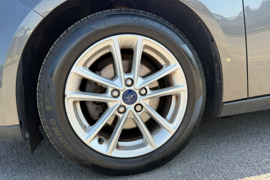Ford Focus 1.0 Ecoboost 125 Zetec White #13