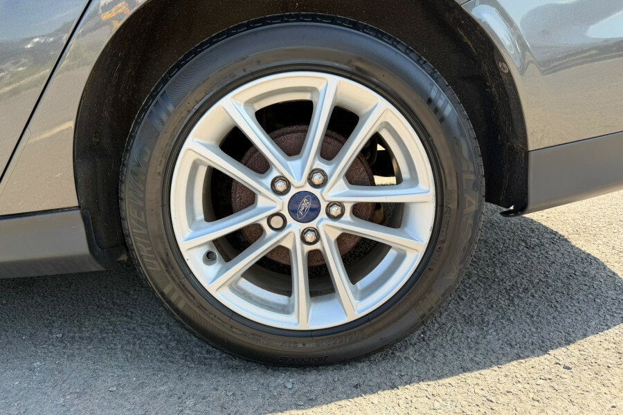 Ford Focus 1.0 Ecoboost 125 Zetec White #9