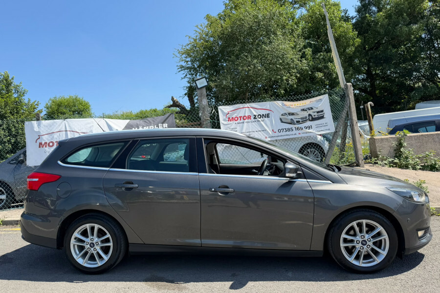 Ford Focus 1.0 Ecoboost 125 Zetec White #3