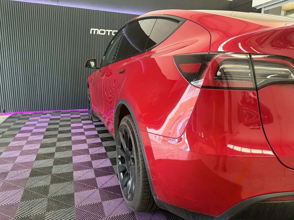 Tesla Model Y Dual Motor Long Range Suv 4Wde Black #16