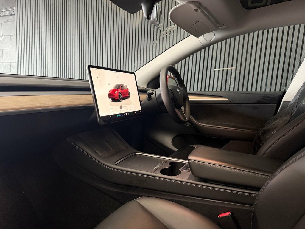 Tesla Model Y Dual Motor Long Range Suv 4Wde Red #3