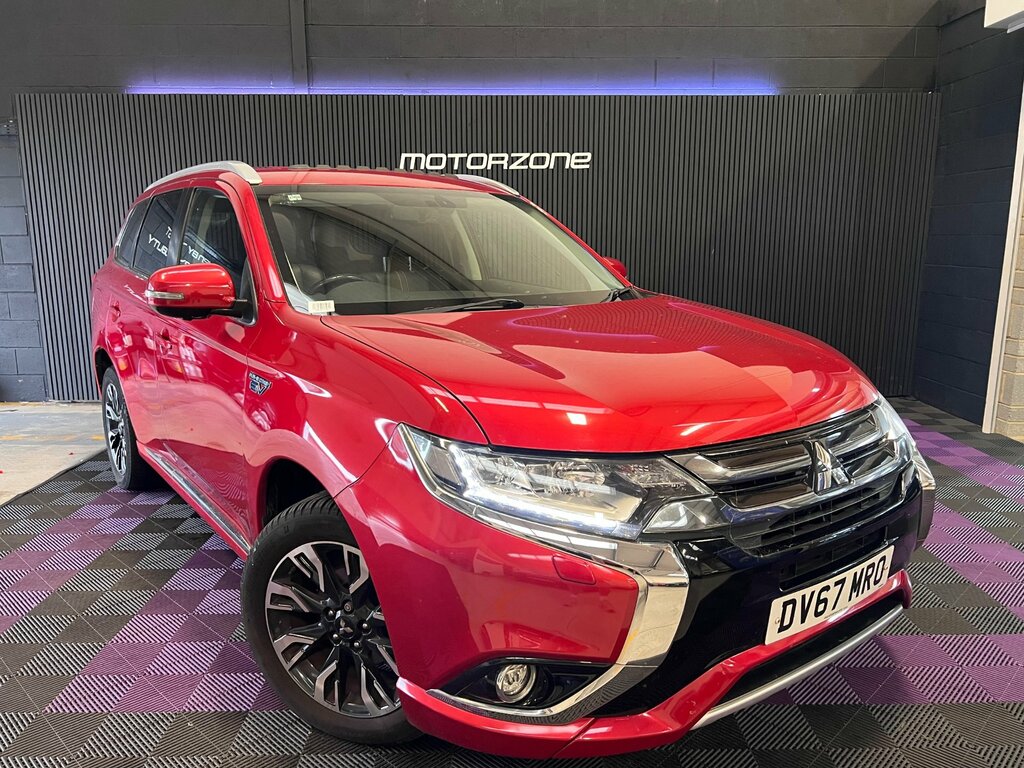 Mitsubishi Outlander 2.0H 12Kwh 4H Suv Plug-in Hybrid Cvt 4W Red