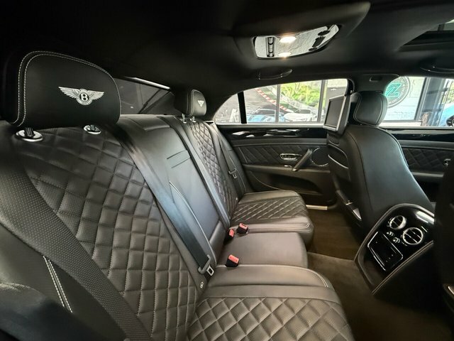 Bentley Flying Spur W12 Mulliner White #28