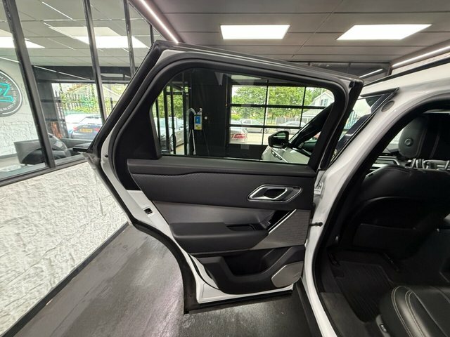 Land Rover Range Rover Velar Range Rover Velar 3.0 D300 R-dynamic Hse Suv D White #30