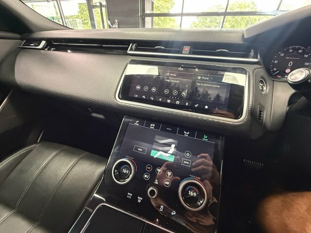 Land Rover Range Rover Velar Range Rover Velar 3.0 D300 R-dynamic Hse Suv D White #17