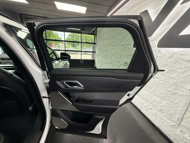 Land Rover Range Rover Velar Range Rover Velar 3.0 D300 R-dynamic Hse Suv D White #25