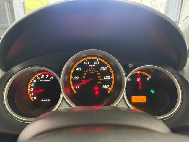 Honda Jazz Dsi Se Silver #17