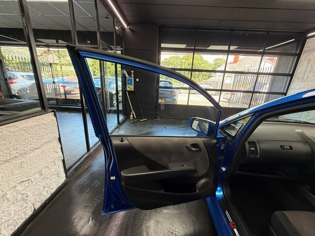 Honda Jazz Dsi Se Silver #26